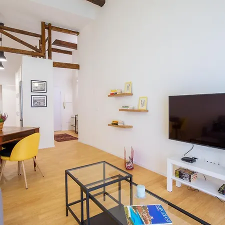 Apartment Suite Azuni 22 Cagliari