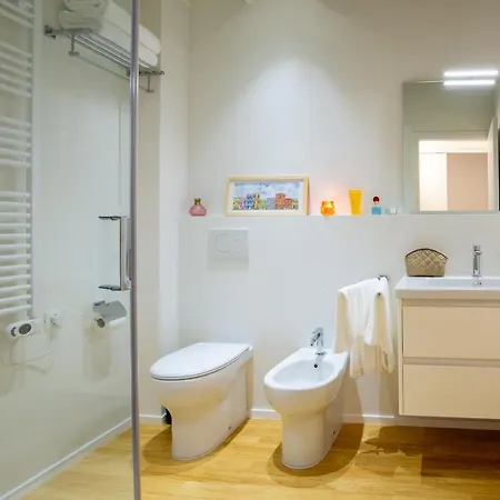 Suite Azuni 22 *